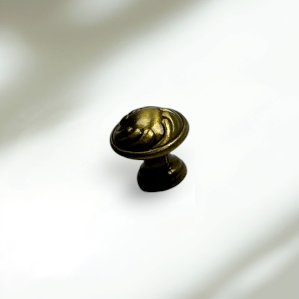 Umut Model 60 Düğme Kulp 24 mm. Antik