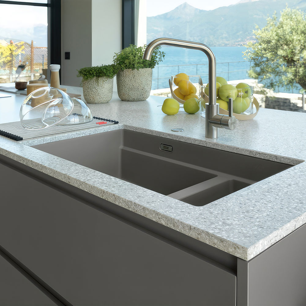 Franke Kubus 2 Stone Grey 1,5 Gözlü Tezgah Altı Granit Evye 760x460 mm